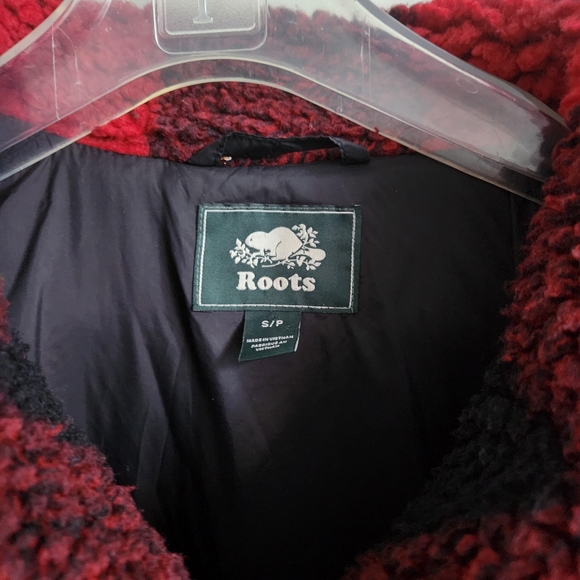 ROOTS Plaid Sherpa Jacket red black sz S - Picture 5 of 6